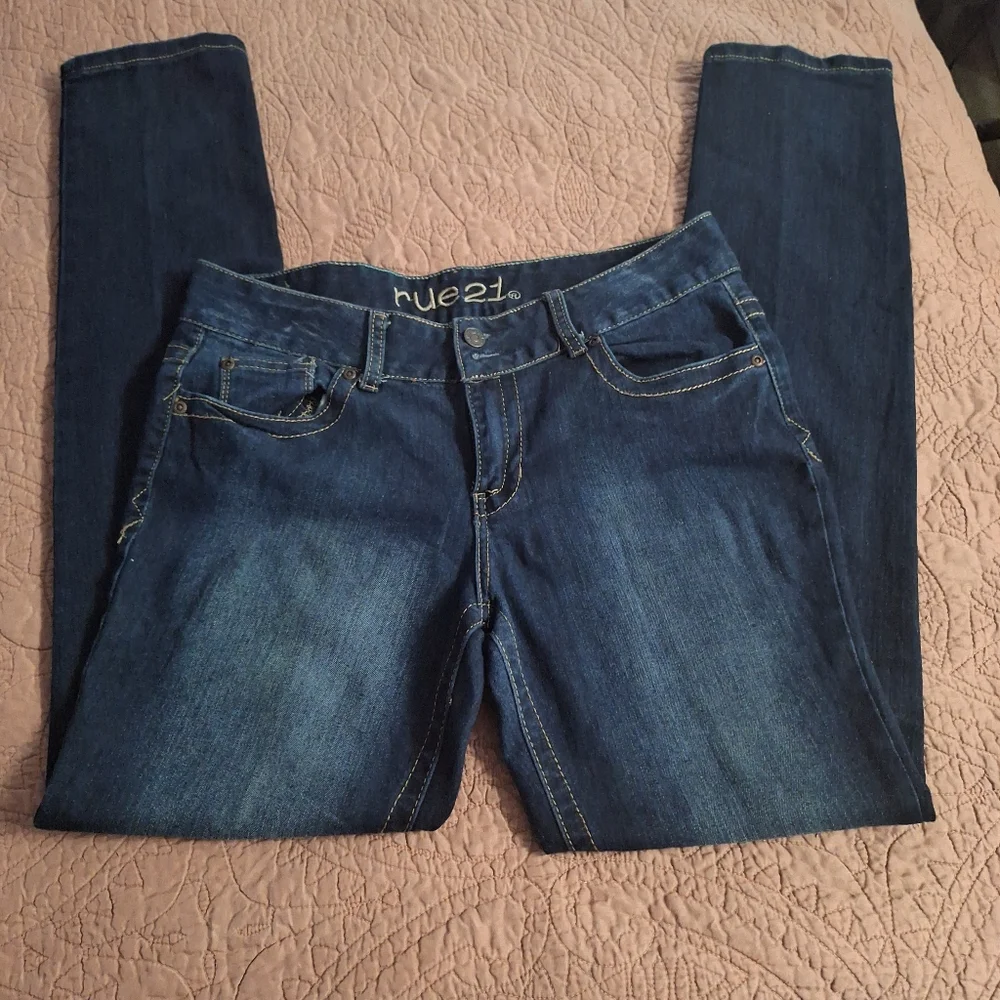RUE 21| Women's Long Midrise Skinny Jeans Size 5/6